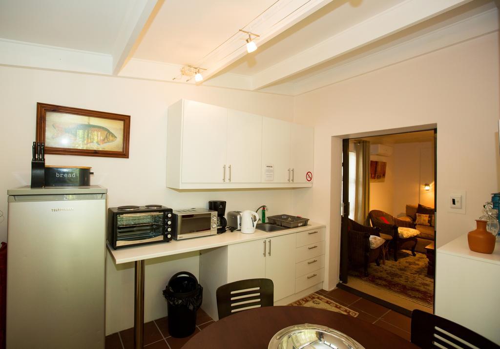 ホテル Hazelwood House ステレンボッシュ エクステリア 写真